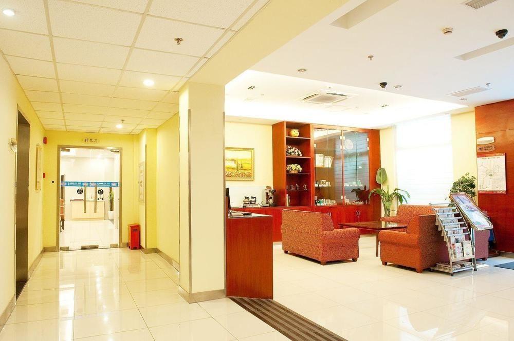 Hanting Express Shanghai Middle Sichuan Road Exterior foto