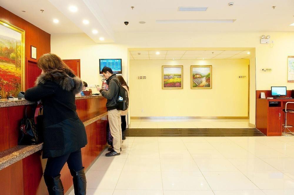 Hanting Express Shanghai Middle Sichuan Road Exterior foto